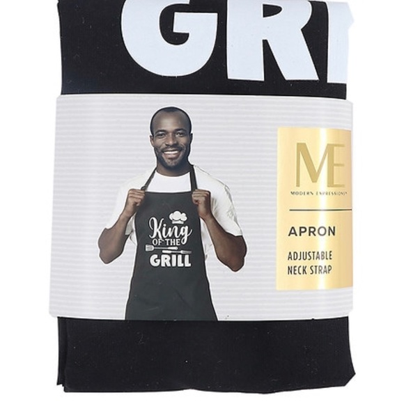 New with tags “KING OF THE GRILL” APRON with Adjustable Neck Strap Black w/white - Picture 3 of 3